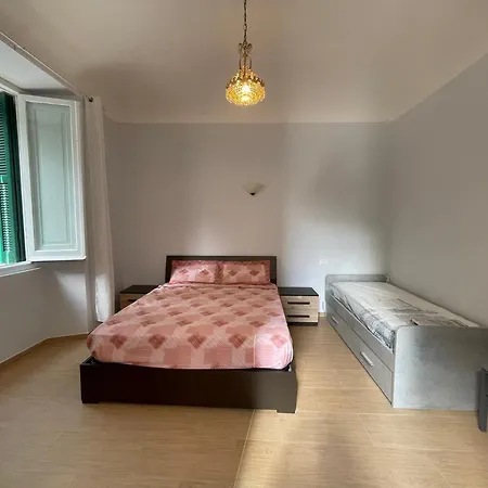 Casa Al Mare Apartment Savona Exterior photo